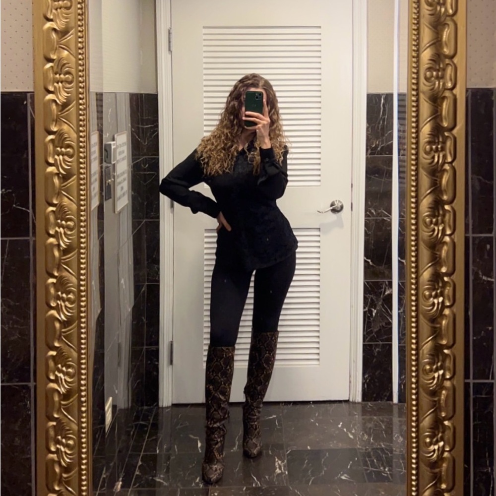 Meet your Posher, Yuliya